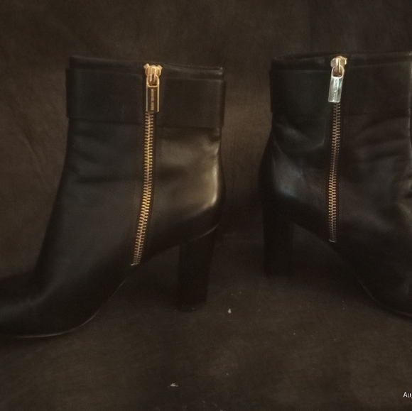 Micheal kors hi heel booties size 6 - Picture 9 of 12